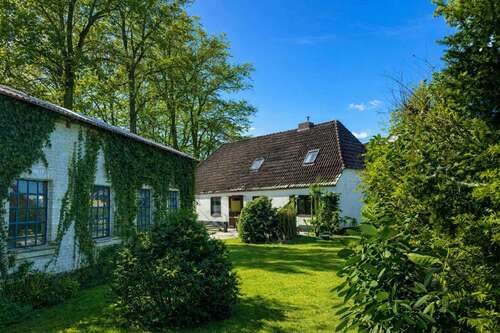 Foto - Haus zum Kaufen in Hennstedt 107.500,00 € 149 m²
