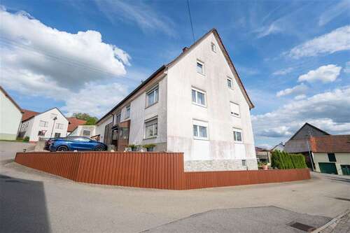 Foto - Haus zum Kaufen in Uttenweiler 624.900,00 € 248 m²
