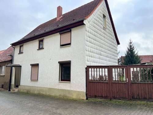 Foto - Haus zum Kaufen in Großenehrich 39.000,00 € 120 m²