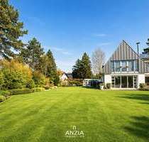 Haus zum Kaufen in Düsseldorf 1.750.000,00 € 242 m²