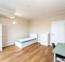 WG-Zimmer in Berlin 999,00 € 30.87 m²