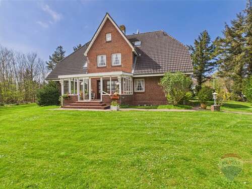 Foto - Haus zum Kaufen in Utersum 1.550.000,00 € 259.32 m²