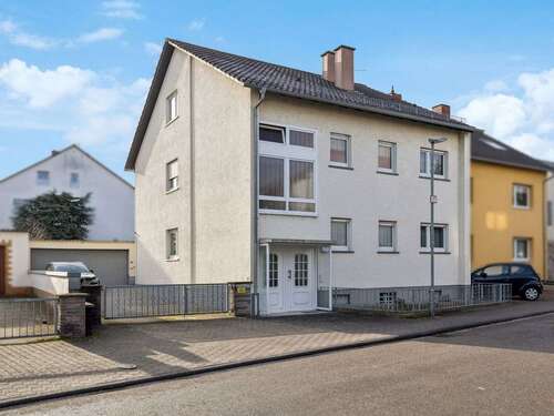 Foto - Haus zum Kaufen in Linkenheim-Hochstetten 570.000,00 € 160 m²