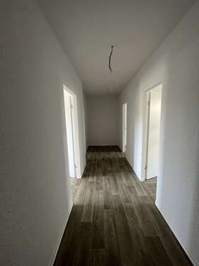 Foto - Wohnung zum Mieten in Halle 480,00 € 70.38 m²