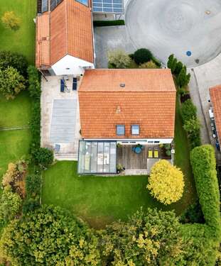 Foto - Haus zum Kaufen in Essenbach 875.000,00 € 185 m²