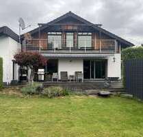 Haus zum Mieten in Niederkassel 2.400,00 € 180 m²