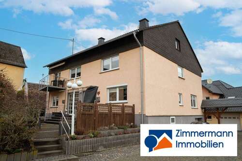 Foto - Haus zum Kaufen in Frücht 298.000,00 € 261 m²