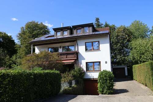 Foto - Haus zum Kaufen in Nürtingen 678.000,00 € 179.48 m²
