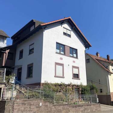 Foto - Haus zum Kaufen in Pfinztal-Kleinsteinbach 629.000,00 € 200 m²