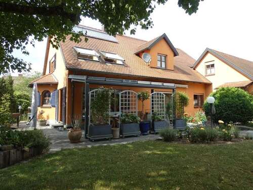 Foto - Haus zum Kaufen in Wilburgstetten 591.000,00 € 198 m²