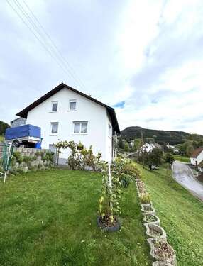 Foto - Haus zum Kaufen in WellendingenWilflingen 355.000,00 € 190 m²