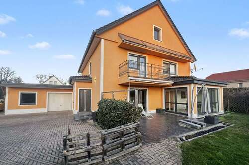 Foto - Haus zum Kaufen in Belgershain 470.000,00 € 281.24 m²