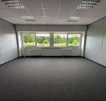 Büro in Hof 219,48 € 27.5 m² - 219,48&nbsp;EUR Kaltmiete, ca.&nbsp; 27,50&nbsp;m&sup2; in Hof (PLZ: 95032)