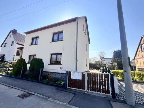 Foto - Haus zum Kaufen in Borna 140.000,00 € 140 m²