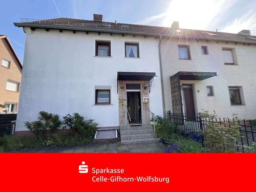 Foto - Haus zum Kaufen in Wolfsburg 159.000,00 € 126 m²