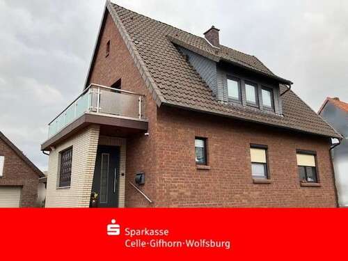 Foto - Haus zum Kaufen in Gifhorn 270.000,00 € 154 m²