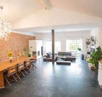 Haus zum Kaufen in Kirchheim am Neckar 949.000,00 € 312 m²