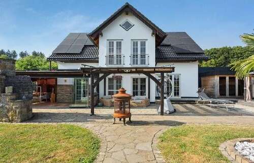 Foto - Haus zum Kaufen in Ruppichterroth 677.000,00 € 200 m²