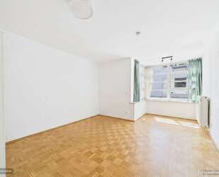 Wohnung zum Kaufen in Regensburg 179.000,00 € 32 m²
