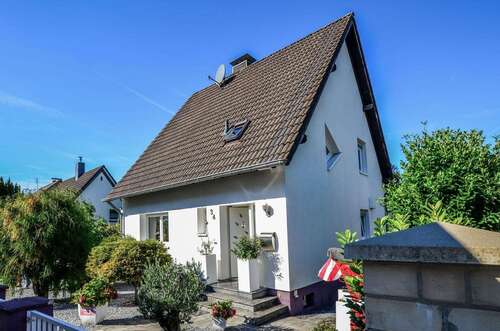 Foto - Haus zum Kaufen in Bergisch Gladbach 789.000,00 € 220 m²