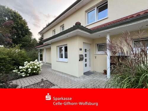 Foto - Haus zum Kaufen in Wietze 539.000,00 € 204 m²