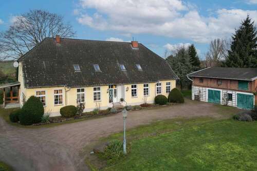 Foto - Haus zum Kaufen in Grapzow 645.000,00 € 415.08 m²