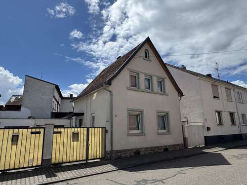 Foto - Haus zum Kaufen in Worms Abenheim 239.000,00 € 84 m²