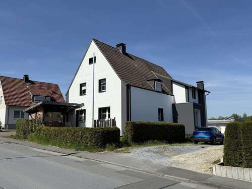 Foto - Haus zum Kaufen in Warstein 195.000,00 € 234 m²