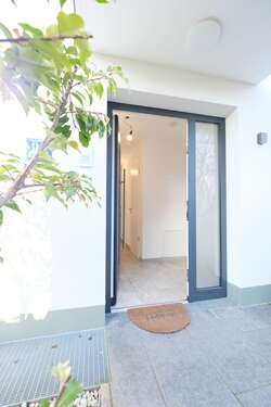 Foto - Haus zum Mieten in München 2.950,00 € 145.61 m²