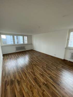 Foto - Wohnung zum Mieten in Regensburg 952,28 € 95.87 m²