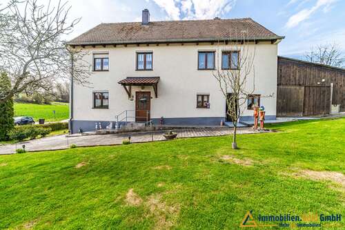 Foto - Haus zum Kaufen in Geisenfeld-Rottenegg 379.900,00 € 117 m²