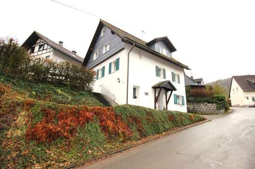 Foto - Haus zum Kaufen in Lennestadt 199.000,00 € 175.44 m²