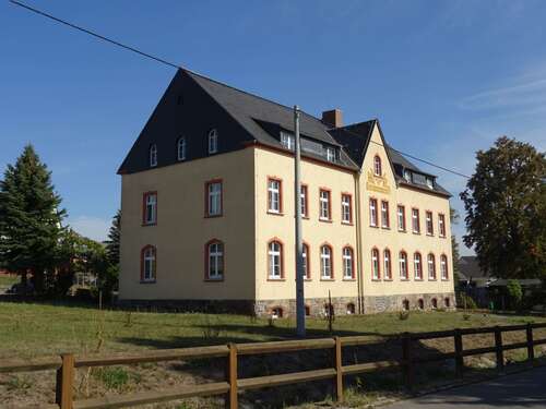 Foto - Wohnung zum Mieten in Leubsdorf 414,00 € 69 m²