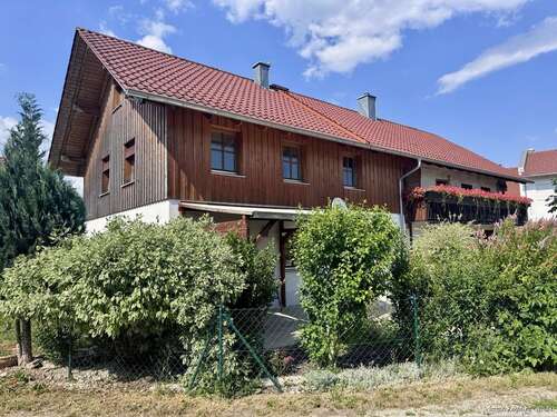 Foto - Haus zum Kaufen in Stephansposching Michaelsbuch 279.000,00 € 166.1 m²