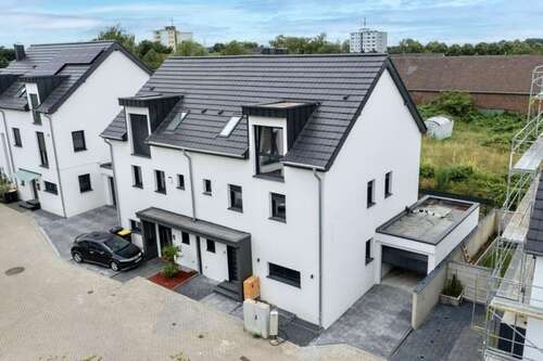 Foto - Haus zum Kaufen in Meerbusch 1.190.000,00 € 212 m²