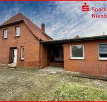 Haus zum Kaufen in Haßbergen 230.000,00 € 265 m²