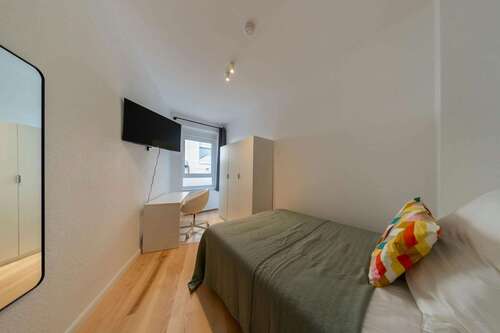 Foto - WG-Zimmer in Frankfurt am Main 695,00 € 12 m²