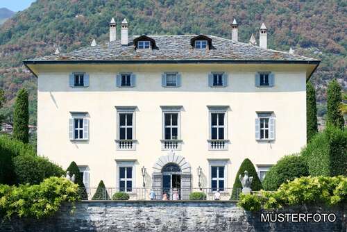 Foto - Haus zum Kaufen in Coswig 1.400.000,00 € 340 m²