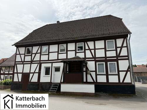 Foto - Haus zum Kaufen in Mackensen 199.000,00 € 260 m²