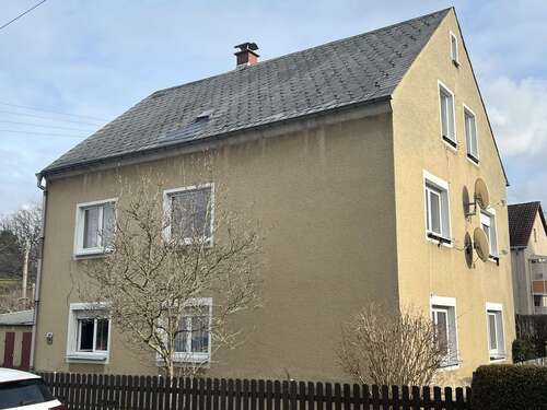 Foto - Haus zum Kaufen in Niederdorf 125.000,00 € 185 m²