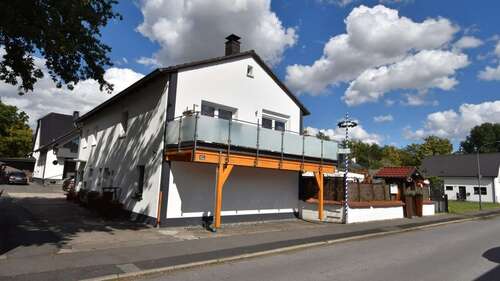 Foto - Haus zum Kaufen in Wickede 459.000,00 € 260 m²