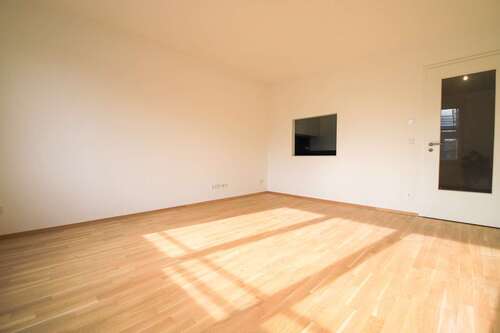Foto - Wohnung zum Mieten in Dresden 815,00 € 56.96 m²