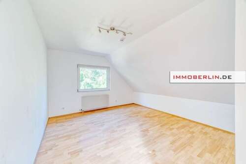 Foto - Haus zum Kaufen in Berlin 699.000,00 € 145 m²