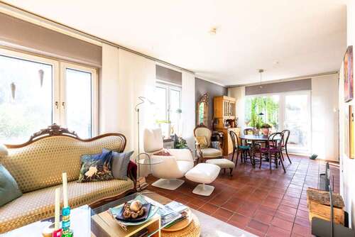 Foto - Haus zum Kaufen in Taunusstein Wehen 349.000,00 € 164 m²