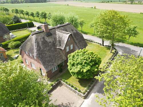 Foto - Haus zum Kaufen in Nieblum 2.190.000,00 € 175 m²