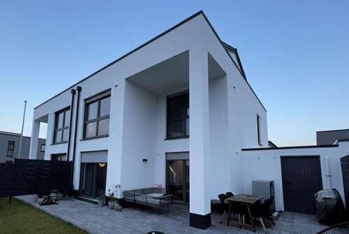 Foto - Haus zum Mieten in Nörvenich 1.750,00 € 125 m²