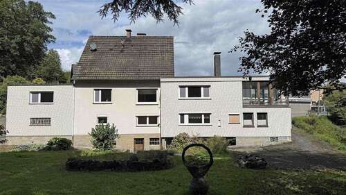Foto - Haus zum Kaufen in Reichshof 290.000,00 € 212 m²