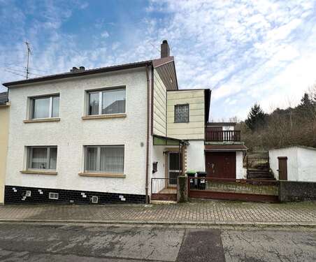 Foto - Haus zum Kaufen in Wadgassen 115.000,00 € 120 m²