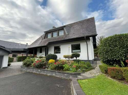 Foto - Haus zum Mieten in Overath 2.600,00 € 240 m²