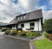 Haus zum Mieten in Overath 2.600,00 € 240 m² Haus zum Mieten in Overath 2.600,00 € 240 m²